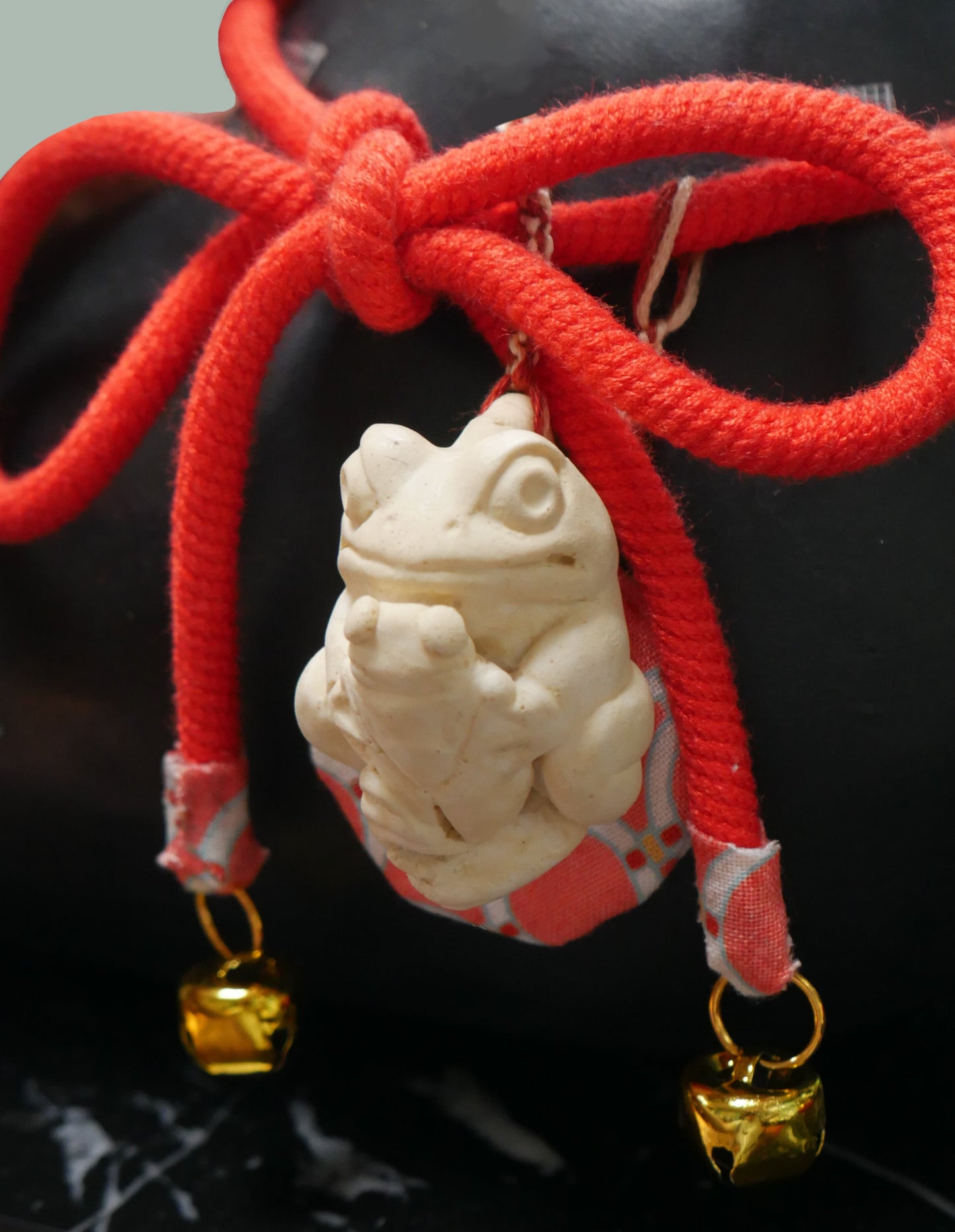 Frog Urn Charm